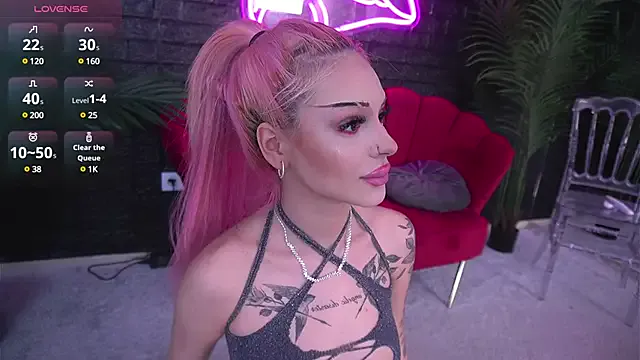 Ariana_Lane Image 3