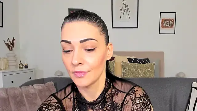 AryaSummersReal Image 5