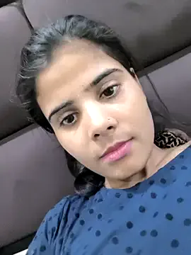 AntonellaRodman – webcam model profile photo Image 6