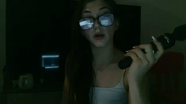 HayleyMarshalll – webcam model profile photo Image 2