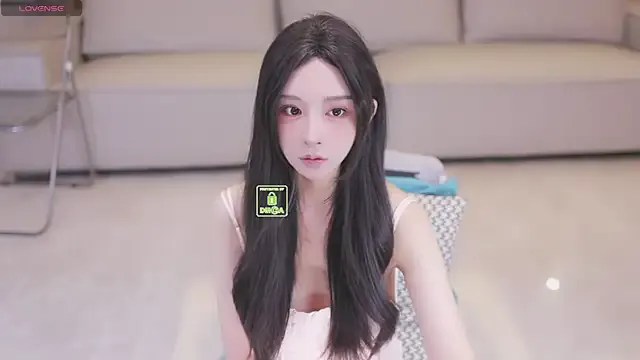 GianaBella – webcam model profile photo Image 13