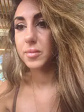 Girlysensuelle – webcam model profile photo Image 18