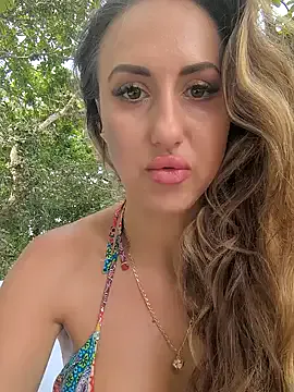 Girlysensuelle – webcam model profile photo Image 19