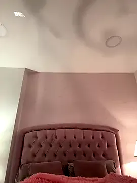 AprilXXS – webcam model profile photo Image 8