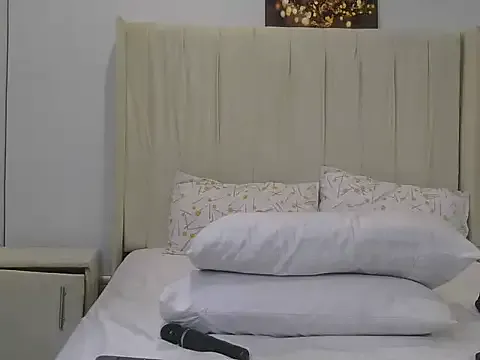 CherryBlossom23 – webcam model profile photo Image 6