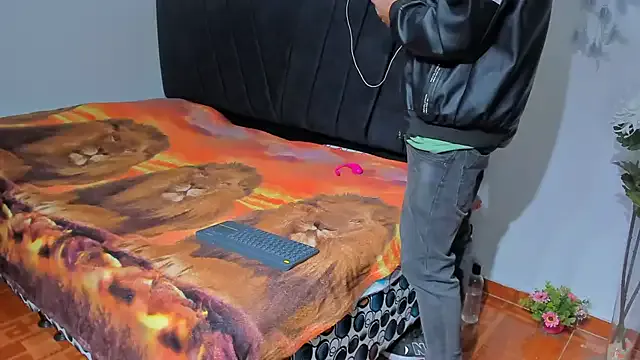 big-dicktop23 Image 2