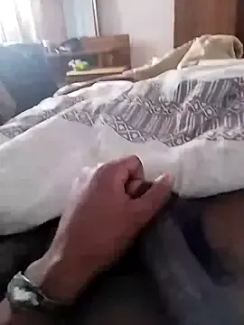 AprilXXS – webcam model profile photo Image 3