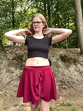 AmalRae – webcam model profile photo Image 16