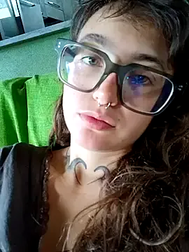 DannaBash – webcam model profile photo Image 12