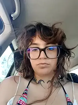 DannaBash – webcam model profile photo Image 7