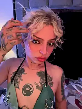 GabbySinclair – webcam model profile photo Image 17