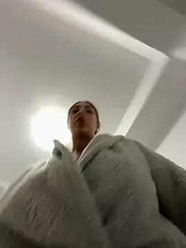 LennaVoss – webcam model profile photo Image 18