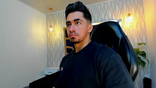 AntonellaRodman – webcam model profile photo Image 7