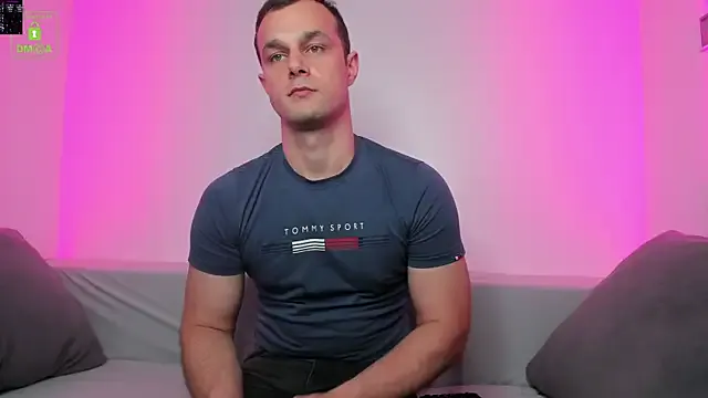 trainwithme – webcam model profile photo Image 12