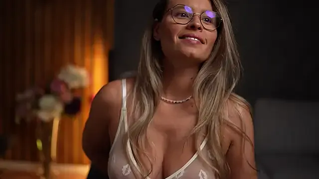 Live with ThaliaColliins on FliCam Image 19