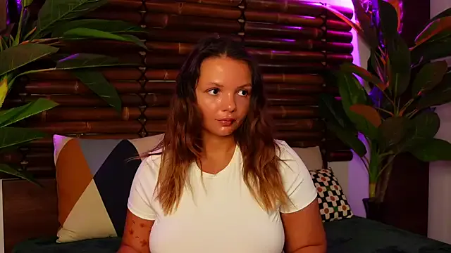 CelesteBailey Image 6