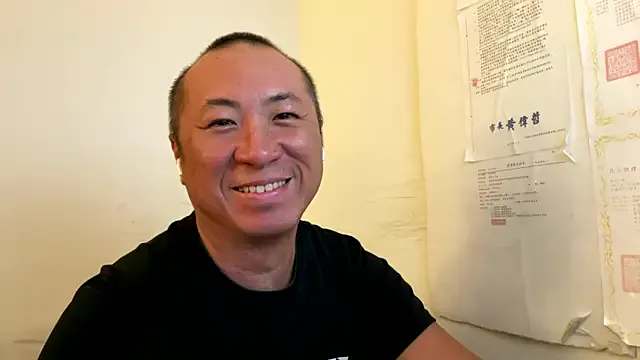 MiraDelynn – webcam model profile photo Image 4