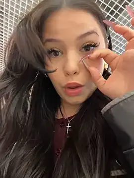 AssiaB – webcam model profile photo Image 18