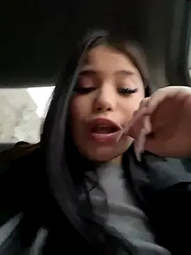 AssiaB – webcam model profile photo Image 7