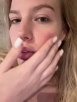 RafaellaCaruso – webcam model profile photo Image 11