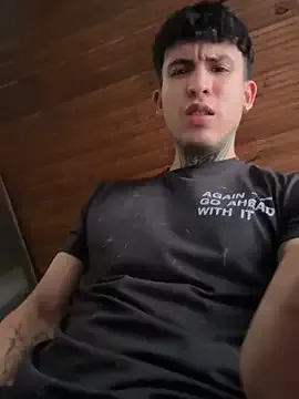 FirstTimePam – webcam model profile photo Image 9