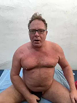 undo-busoku69 – webcam model profile photo Image 4