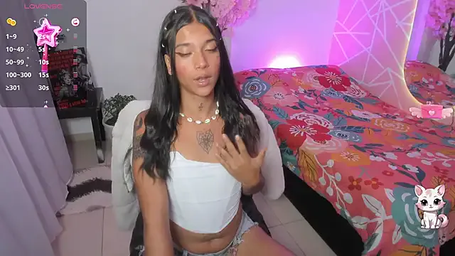 JadeMartinelli – webcam model profile photo Image 7