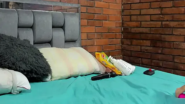 IrinaLevin – webcam model profile photo Image 2