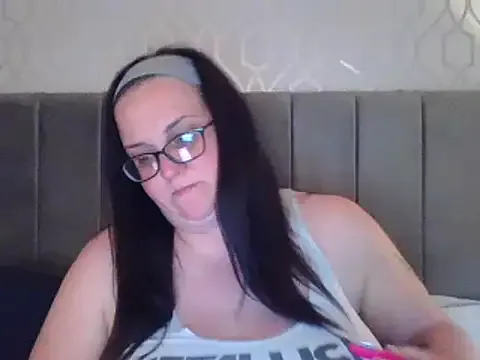 Curvy_OliviaXX Image 11