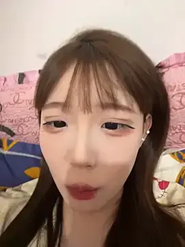 KellyBroke – webcam model profile photo Image 4