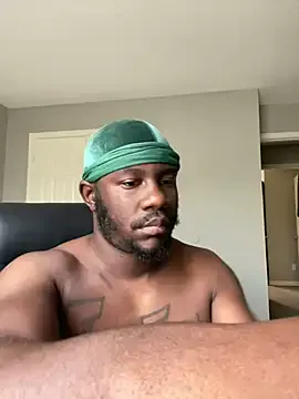 Live with KatteOwenss on FliCam Image 3