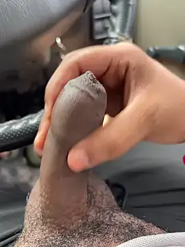 Donovan_Desmond – webcam model profile photo Image 6