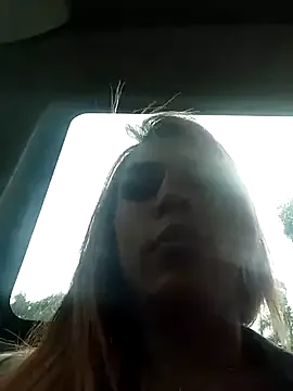 yummy_erika – webcam model profile photo Image 15