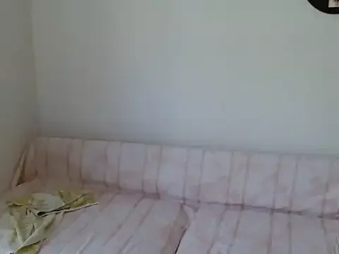 EmmaShaykk – webcam model profile photo Image 3