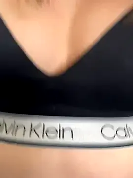 KarolBrand – webcam model profile photo Image 9