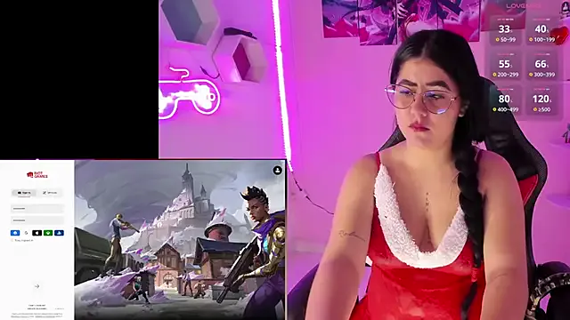 AYW-21 – webcam model profile photo Image 11