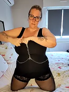 CamiWatson – webcam model profile photo Image 12