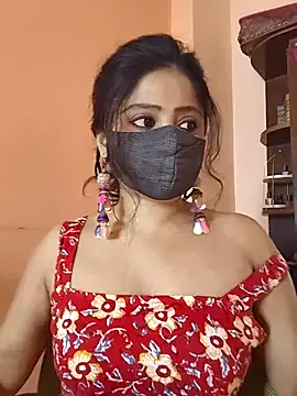 SandiSquirts – webcam model profile photo Image 15