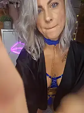 LaraOlsen – webcam model profile photo Image 7