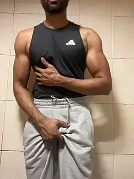 SEXYVENERAx – webcam model profile photo Image 13