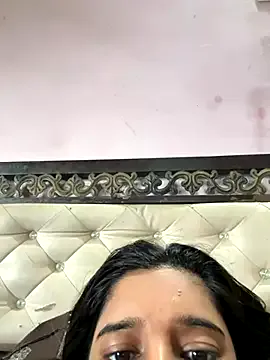 alanna_Micheles – webcam model profile photo Image 4