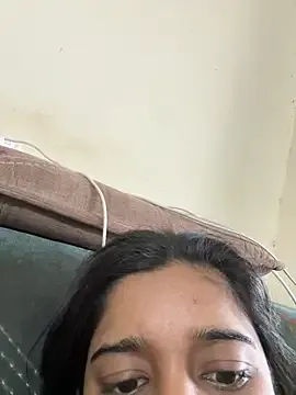 alanna_Micheles – webcam model profile photo Image 5