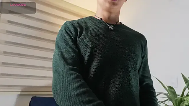 str8gaywannaplay – webcam model profile photo Image 14