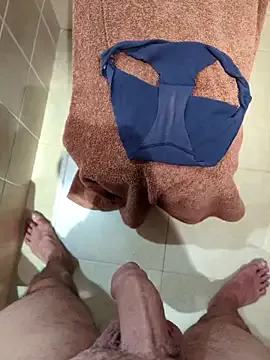 Lia_Brooks – webcam model profile photo Image 7