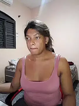 IsaRose – webcam model profile photo Image 4