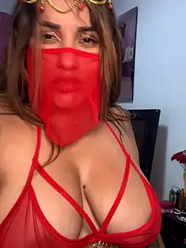 LisandreLaVenale – webcam model profile photo Image 13