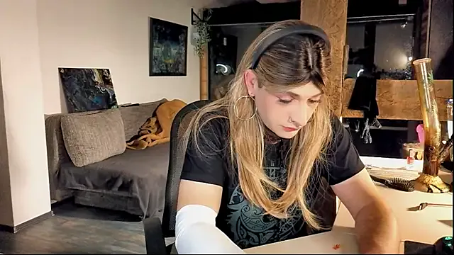 bigdicktrannynicole – webcam model profile photo Image 12