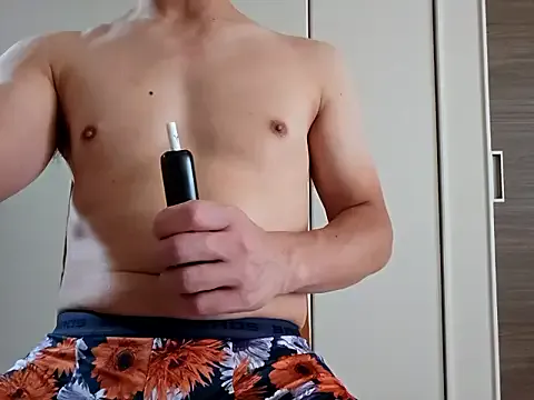 LunaKrismas – webcam model profile photo Image 9