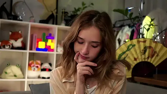 Nimah_ – webcam model profile photo Image 6