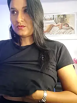 SeleneHart – webcam model profile photo Image 9
